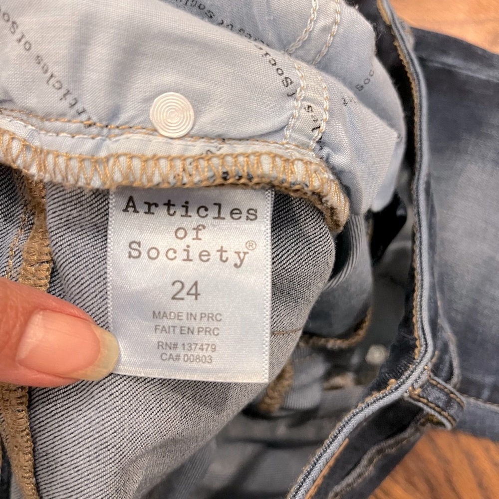 Jeans👖 - Picture 3 of 3
